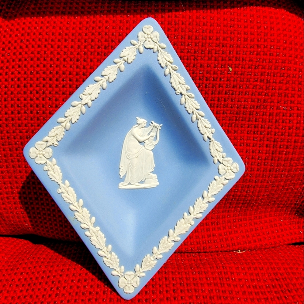 RARE AUTHENTIC Wedgwood Jasper Porcelain: Blue Diamond  MINT CONDITION!